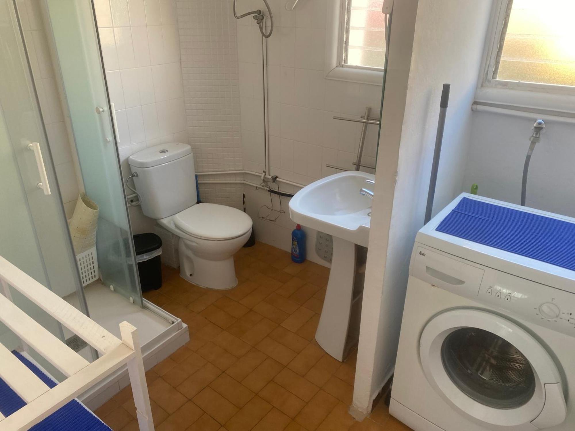 3 Bdrm Apart Near The Sea! Great For Kids! Arenys de Mar Luaran gambar